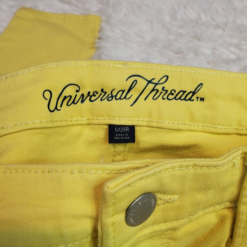 Jeans Universal Thread High Rise Skinny - Picture 3 of 4
